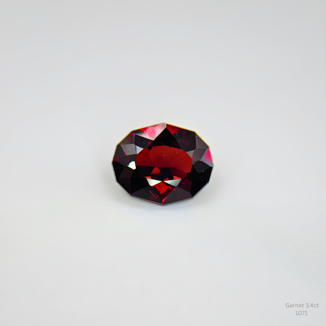 Natural Deep Red Garnet 3.40 ct Oval Faceted Loose Gemstone