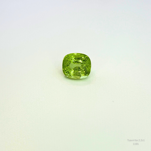 2.2Ct Natural Tsavorite Garnet Cushion Cut Loose Green Gemstone 7.5x6.5mm