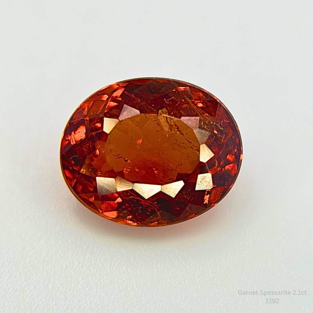 2.1Ct Spessartite Garnet Oval Loose Gemstone Jewelry Making Supply 8x6.7mm
