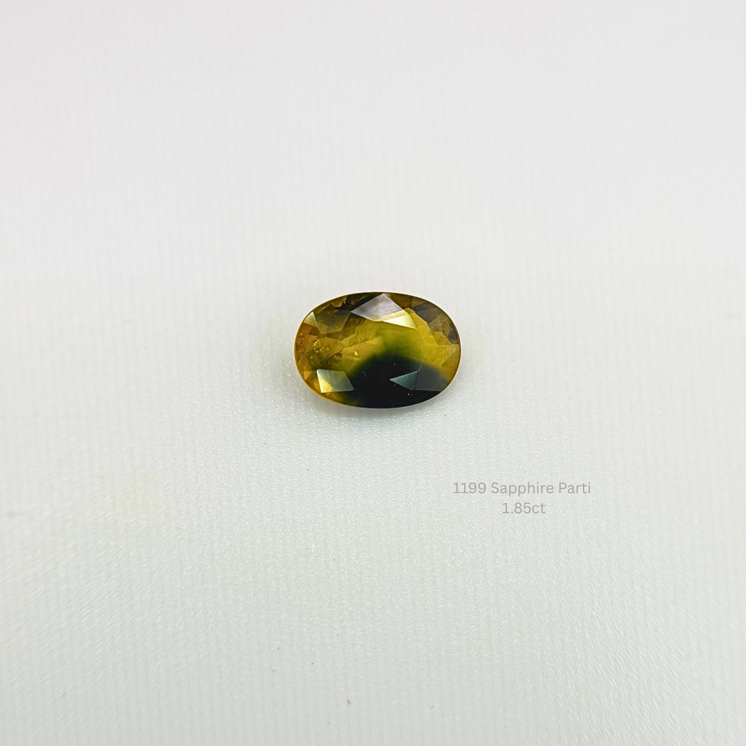 Natural Parti Sapphire 1.85 Ct Oval Cut Loose Gemstone