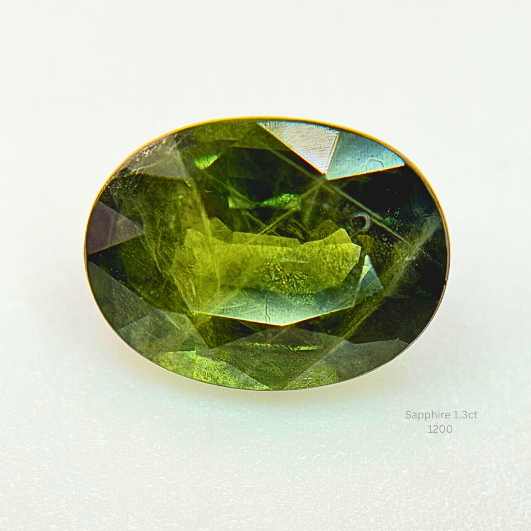 Natural Green Sapphire 1.30 Ct Oval Cut Loose Gemstone