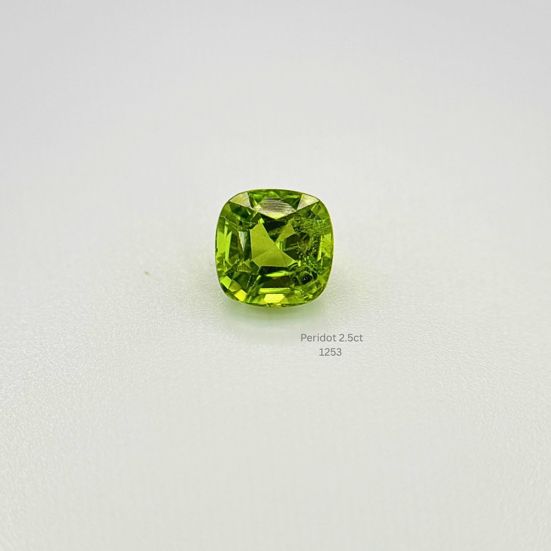 Natural Peridot 2.50 Ct Cushion Cut