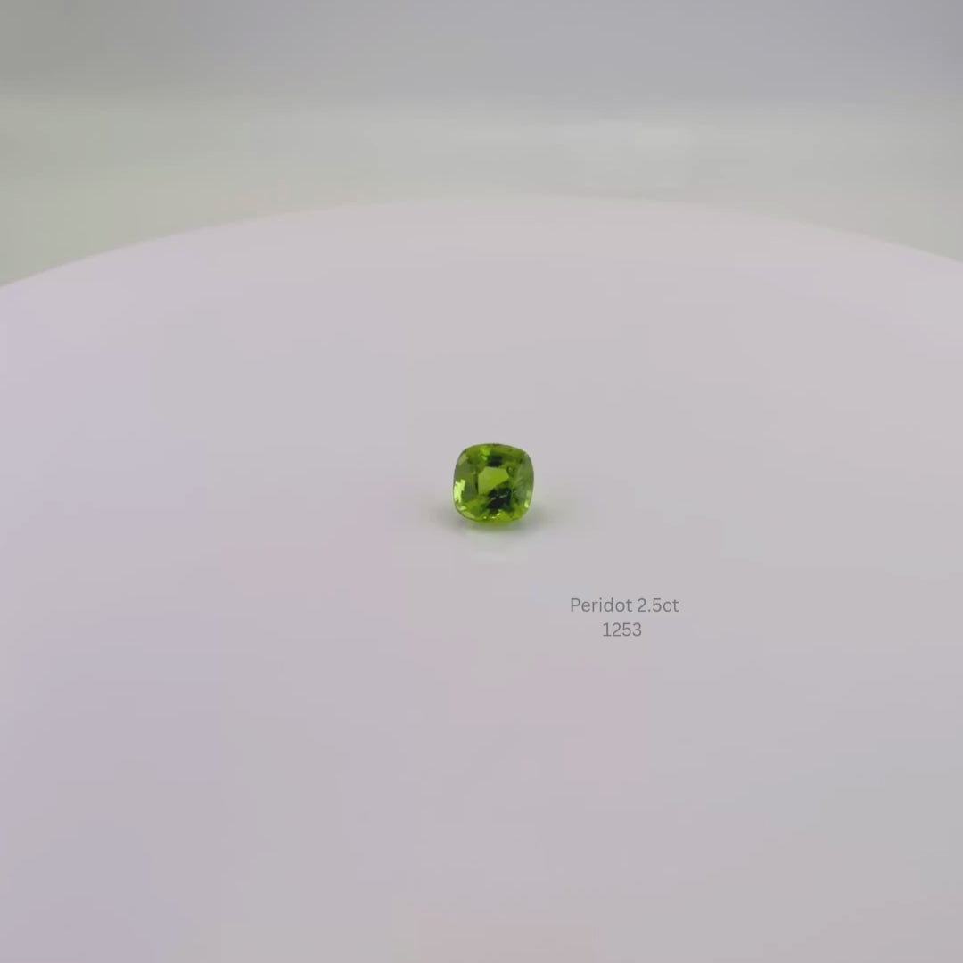 Natural Peridot 2.50 Ct Cushion Cut
