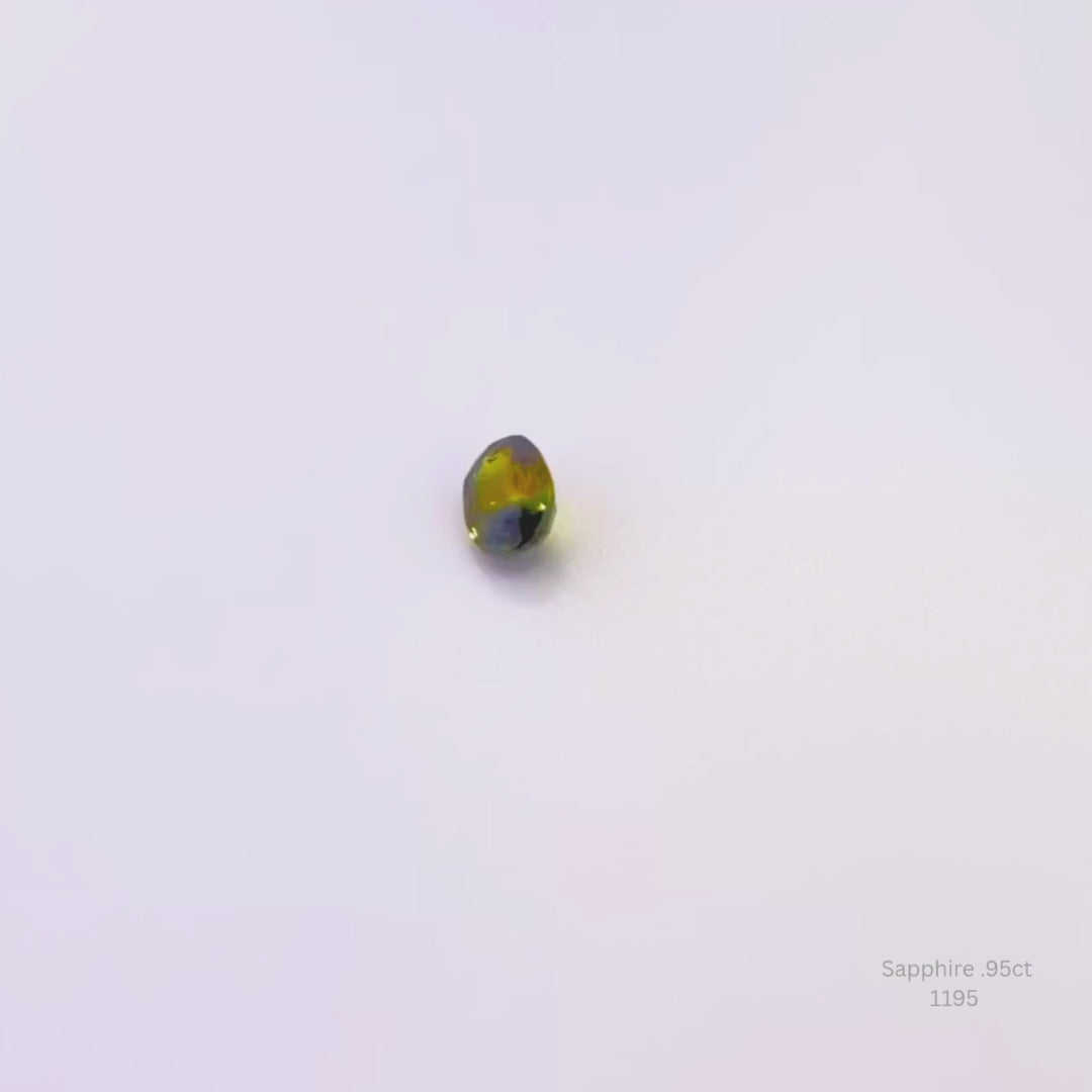 Natural 0.95 ct Parti Sapphire Oval Loose Gemstone