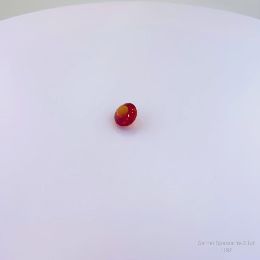 2.1Ct Spessartite Garnet Oval Loose Gemstone Jewelry Making Supply 8x6.7mm